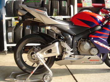 CBR600RR �X�e�b�J�[